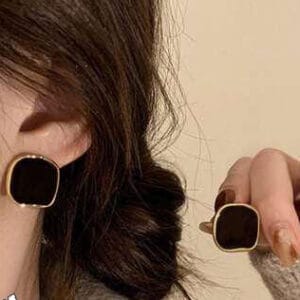 French Square Earrings – Elegant Metallic Geometric Studs for Women